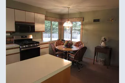 203  Grand Ave, Thiensville, WI 53092 - Photo 9