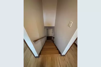 5586  Azalea Ct, Greendale, WI 53129 - Photo 11