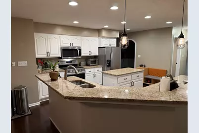 5350 W Yale Dr, Franklin, WI 53132 - Photo 3