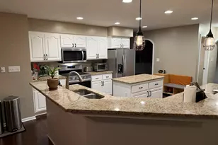 5350 W Yale Dr, Franklin, WI 53132 - Photo 3