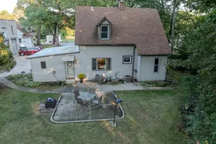 438 Blaine Ave, Racine, WI 53405 - Photo 37