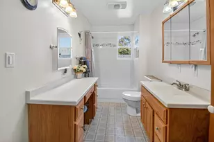 438 Blaine Ave, Racine, WI 53405 - Photo 25