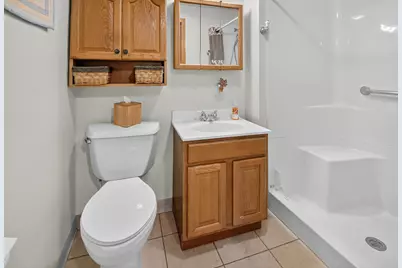 438  Blaine Ave, Racine, WI 53405 - Photo 19