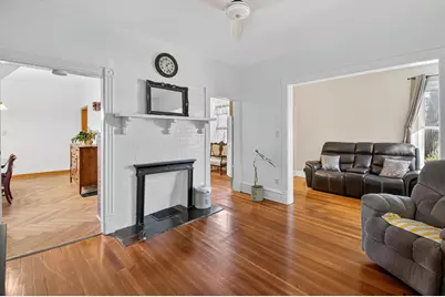 438  Blaine Ave, Racine, WI 53405 - Photo 15