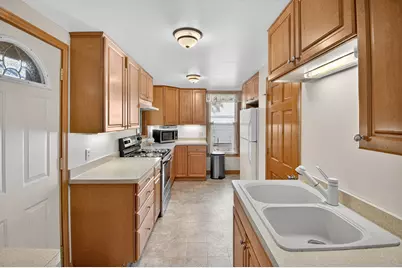 438  Blaine Ave, Racine, WI 53405 - Photo 13