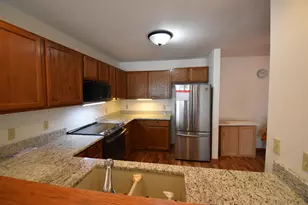 1873 Sumac Ct, Grafton, WI 53024 - Photo 9