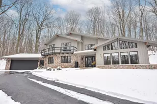 4380 County Rd Y, Saukville, WI 53080 - Photo 1