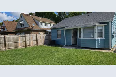 4513 N 21st St, Milwaukee, WI 53209 - Photo 9