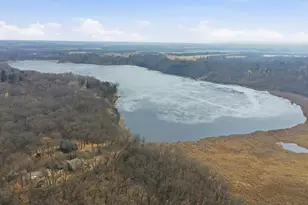 W5591 Briarwood Rd, Sugar Creek, WI 53121 - Photo 33