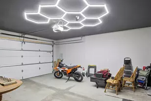 W5591 Briarwood Rd, Sugar Creek, WI 53121 - Photo 25