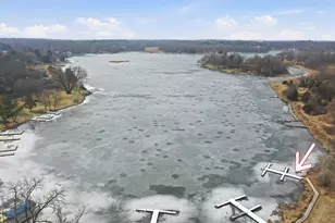 W5591 Briarwood Rd, Sugar Creek, WI 53121 - Photo 3