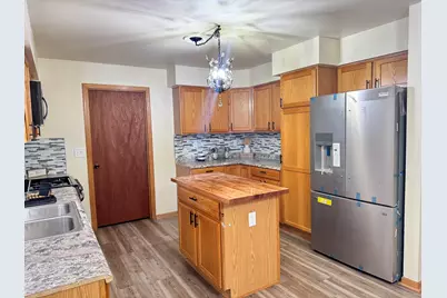 2210 N 15th St, Milwaukee, WI 53205 - Photo 5