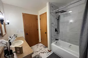 2210 N 15th St, Milwaukee, WI 53205 - Photo 13