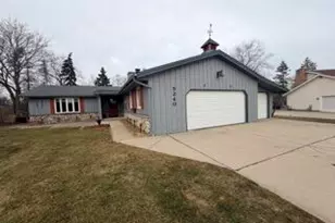 5240 Linden Cir, Racine, WI 53406 - Photo 21