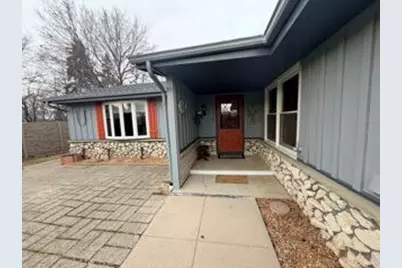 5240  Linden Cir, Racine, WI 53406 - Photo 19