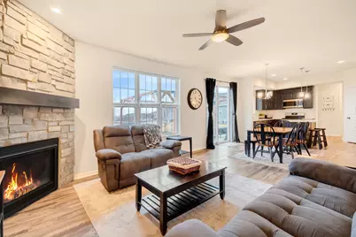 555  Spur Rd, Slinger, WI 53086 - Photo 9