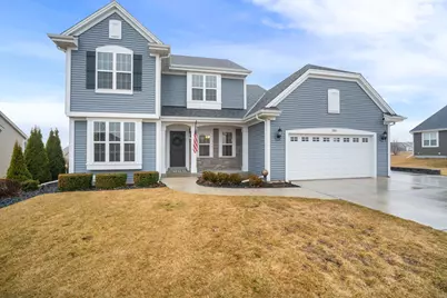 555  Spur Rd, Slinger, WI 53086 - Photo 1