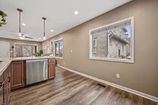 203 N 66th St, Milwaukee, WI 53213 - Photo 9