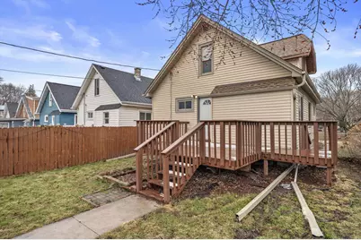 203 N 66th St, Milwaukee, WI 53213 - Photo 23