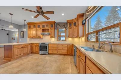 8210  Kettle View Dr, Kewaskum, WI 53040 - Photo 13