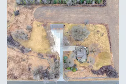 8210  Kettle View Dr, Kewaskum, WI 53040 - Photo 5