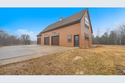 8210  Kettle View Dr, Kewaskum, WI 53040 - Photo 35