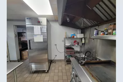 2001  North Shore Dr, Delavan, WI 53115 - Photo 3