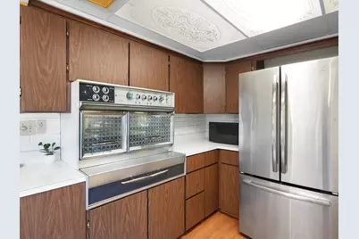 3666 S 25th St, Milwaukee, WI 53221 - Photo 15