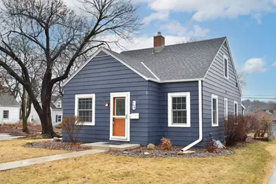 768  2nd Ave, West Bend, WI 53095 - Photo 1