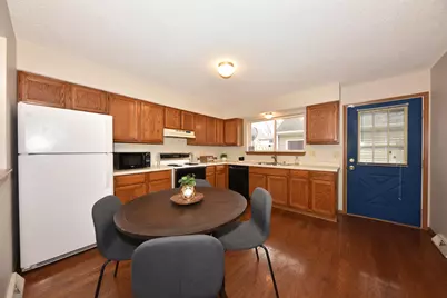 W163N11528  Windsor Ct #A, Germantown, WI 53022 - Photo 9