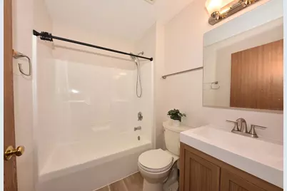 W163N11528  Windsor Ct #A, Germantown, WI 53022 - Photo 21