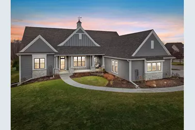 W248N2151  Kettle Cove Ct, Pewaukee, WI 53072 - Photo 1