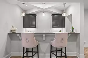 W248N2151 Kettle Cove Ct, Pewaukee, WI 53072 - Photo 19