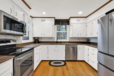 7170  Pleasant Dr, Barton, WI 53090 - Photo 3