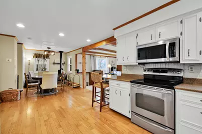 7170  Pleasant Dr, Barton, WI 53090 - Photo 5