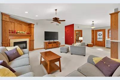 2520  Skyline Dr, West Bend, WI 53090 - Photo 29