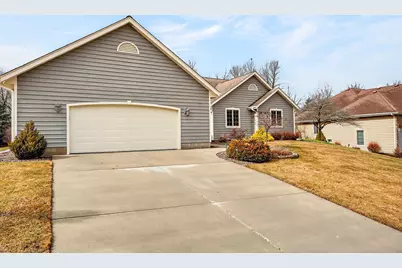 2520  Skyline Dr, West Bend, WI 53090 - Photo 53