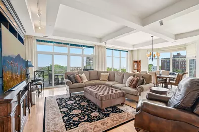 1313 N Franklin Pl #404, Milwaukee, WI 53202 - Photo 7