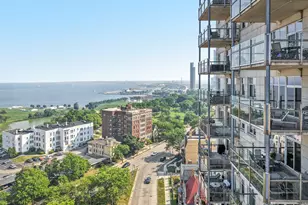 1313 N Franklin Pl, Milwaukee, WI 53202 - Photo 65