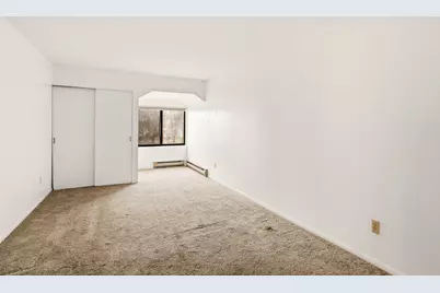 8657 N 72nd St, Milwaukee, WI 53223 - Photo 13