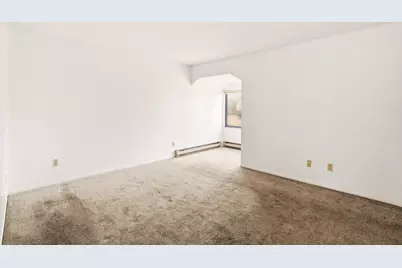 8657 N 72nd St, Milwaukee, WI 53223 - Photo 17