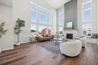 W208N5652  Turnberry Ln, Menomonee Falls, WI 53051 - Photo 7