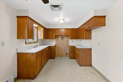 3356 N 60th St #3358, Milwaukee, WI 53216 - Photo 3