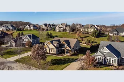 739  Stepping Stone Way, Pewaukee, WI 53072 - Photo 85