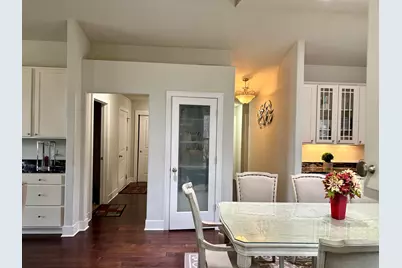 6183 S 40th St, Greenfield, WI 53221 - Photo 17