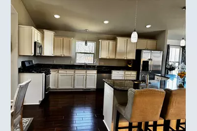 6183 S 40th St, Greenfield, WI 53221 - Photo 15