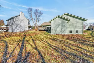 605  Cleveland Ave, Hartford, WI 53027 - Photo 29