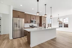 674 Mary Way, Slinger, WI 53086 - Photo 3