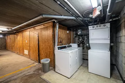 524  Laurel Lake Rd #8, Thiensville, WI 53092 - Photo 15