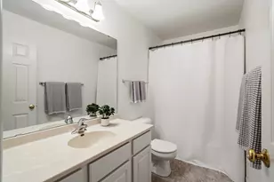 524 Laurel Lake Rd, Thiensville, WI 53092 - Photo 15